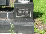 image of grave number 835657